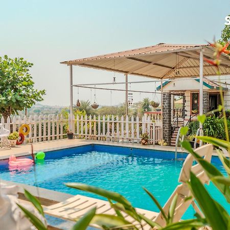 Nysa Villa & Homestay By Stayatlas Igatpuri Bagian luar foto