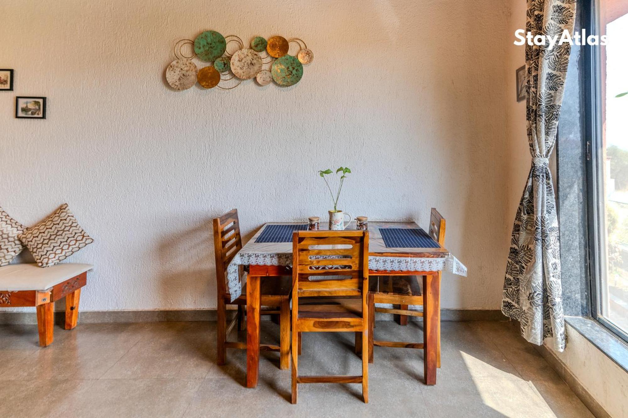Nysa Villa & Homestay By Stayatlas Igatpuri Bagian luar foto