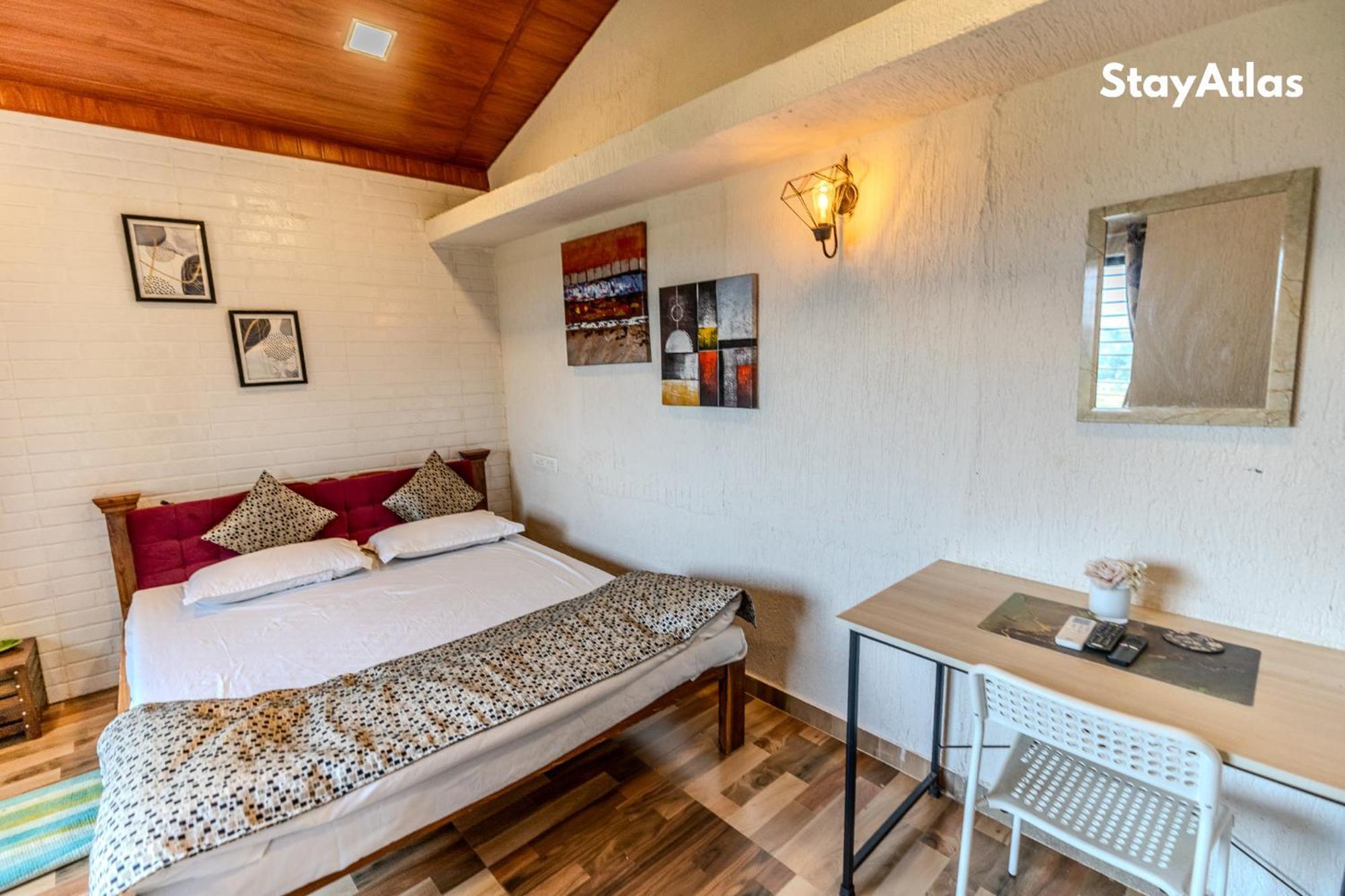 Nysa Villa & Homestay By Stayatlas Igatpuri Bagian luar foto