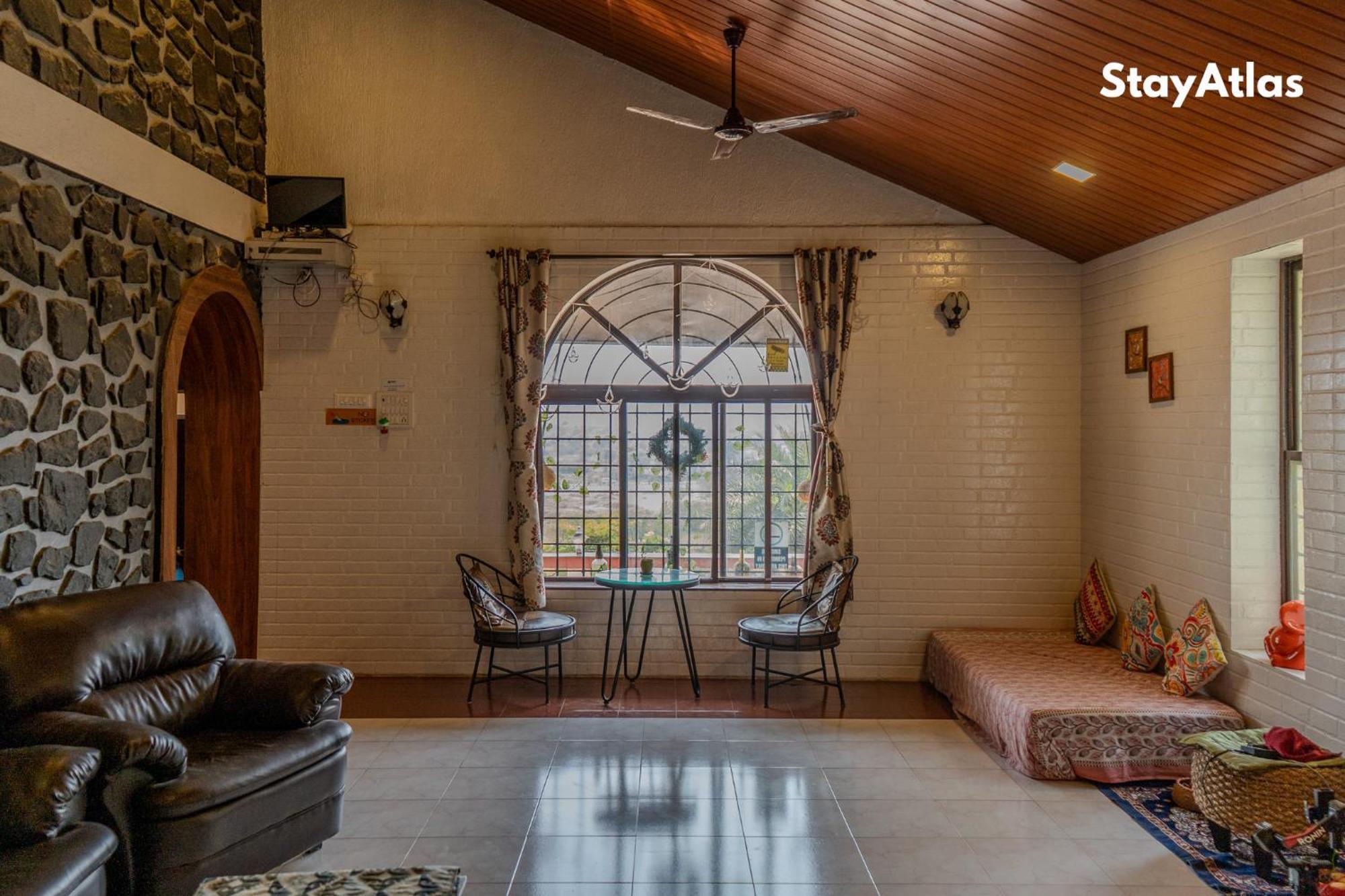 Nysa Villa & Homestay By Stayatlas Igatpuri Bagian luar foto