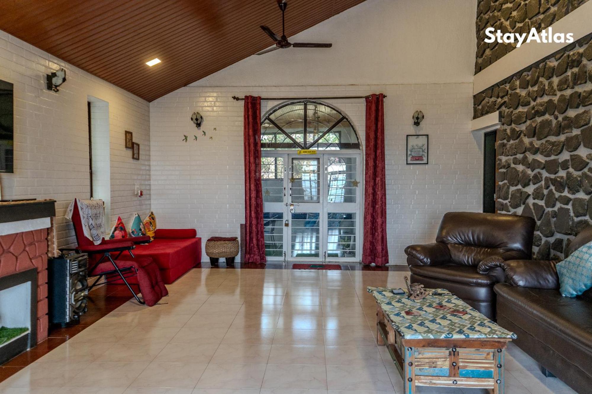 Nysa Villa & Homestay By Stayatlas Igatpuri Bagian luar foto